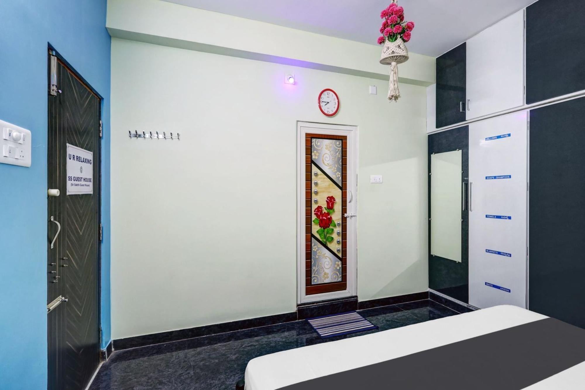 Sri Sakthi Home Stay - Beyond The Expectations- 10 To 15 Minutes Drive From Railway Station And Bus Station Tirupati Exterior photo